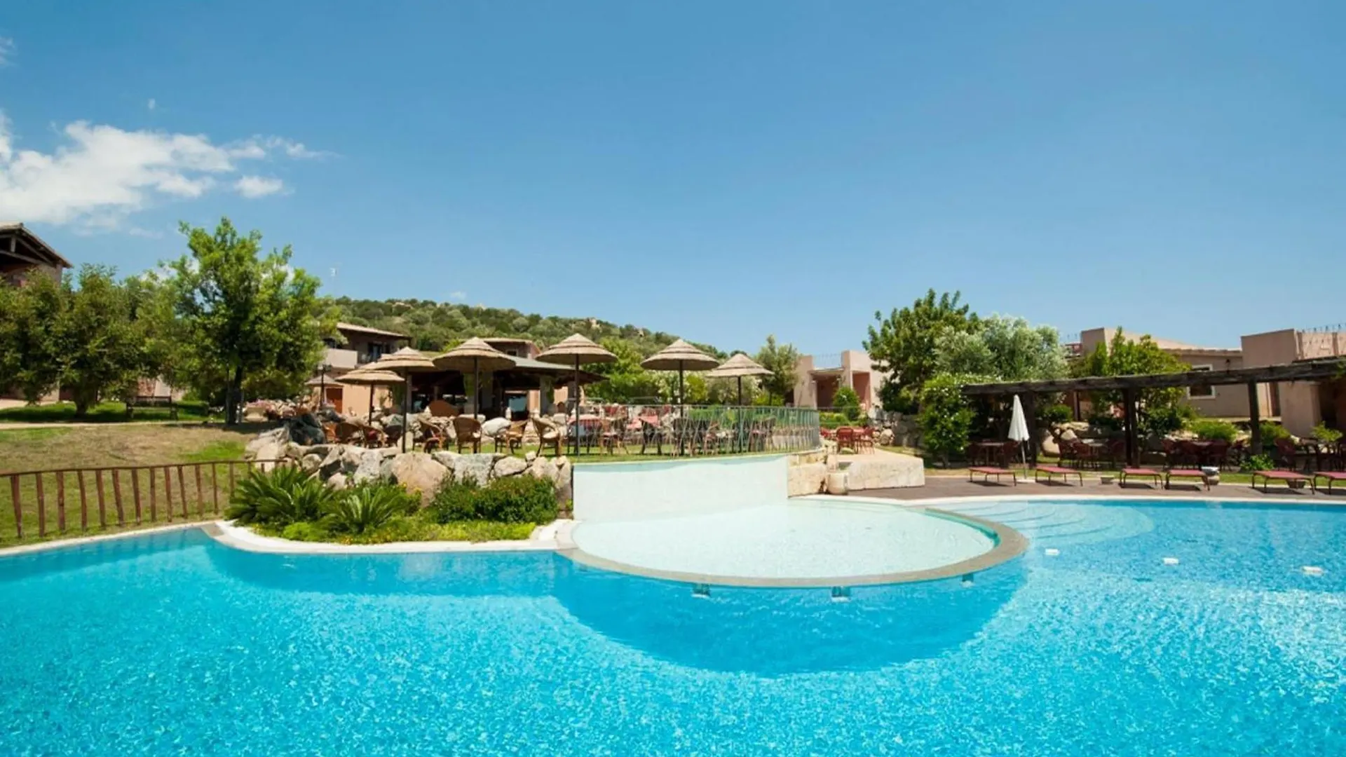 Apartment In Residence With Swimming Pool Villasimius